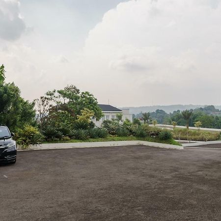 בוגור Reddoorz Plus Near Exit Toll Puncak 2 מראה חיצוני תמונה